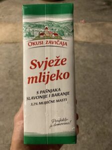Is Svježe mlijeko Halal? Let’s Explore!